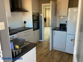 Wristland Court, Watchet - Image 4