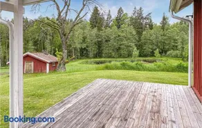 Stunning Home In Tranhult With Kitchen - Image 2
