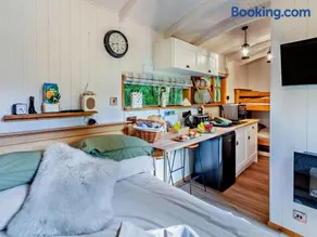 1 Bed in Newport oc-94188 - Image 3