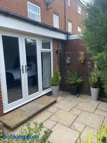 Brackley Guest house - Image 4
