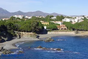 Apartaments Falcó - Image 1