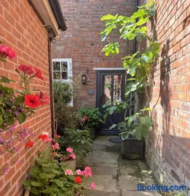 The Gardener's Cottage - Image 1