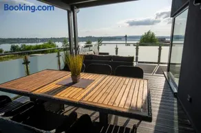 Ferienhaus SUNFLOWER am Hainer See - Image 1