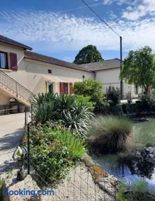 CHARMANT LOGEMENT ENTIER A LA CAMPAGNE - Image 2