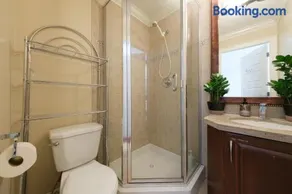 Cozy Room with Private Washroom in Central Location - Image 2