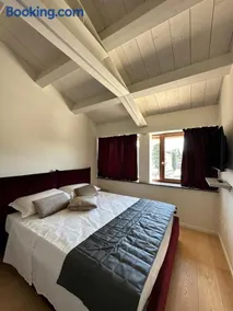 C House Rooms Lake - Image 2