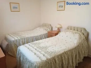 Glen Dhoo Country Cottages - Meadowview Bungalow - Image 5