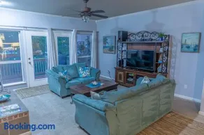 Mariners Village Tranquil Condo - Image 2