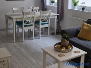 "Pianist" City Break Apartment - Image 1