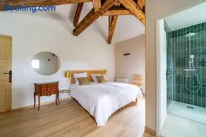 Le Clos de la Tour - Image 3