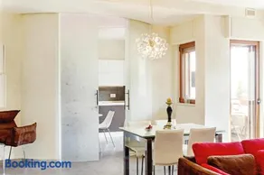 GuestHost - Bari Airport Seaview Apartment - Image 3