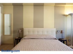 Alex's Guest House - Image 1