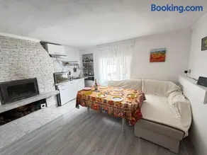 Lipite Guest House - Image 1
