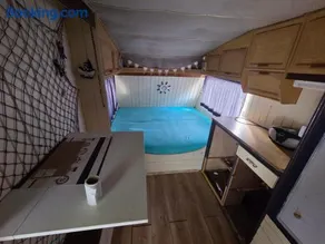 Karavan pri rybniku - Image 2