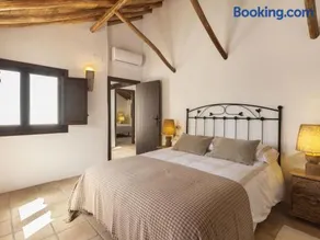 Casa Los Almendros - Image 2