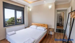 Stunning 4 Floor Villa with Sea View & Beach - Image 2