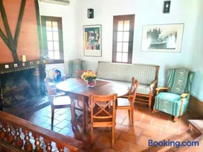 Chalet rural en La Mancha con jardin y piscina privados - Image 2
