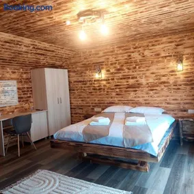 Ema House - Image 2