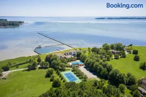 25 Bedrooms - Retreat Center Waterfront Renovated - Image 2