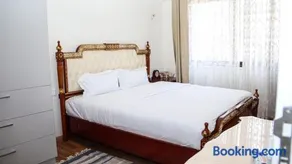 Modern 2-Bedroom Gem at Mi vida Homes Garden City - Image 3