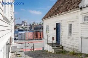 Historical apartments in the heart of the old town - Image 1