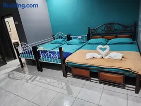 Tok Abu Heritage Roomstay - Image 5