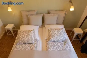 Cozy Smalandcottage Alsterfors 23 - towels, bed linen and toiletries provided - - Image 2