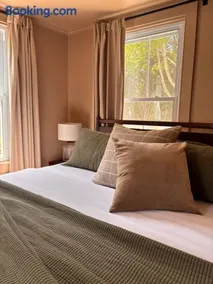 Hideaway Inn Maine - Image 4