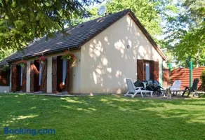 Maison avec terrasse et barbecue | Vue jardin - Image 2