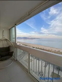 Manhattan apartment - Image 1