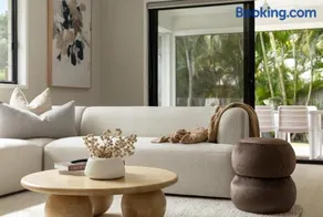 Blue Gum Hideaway Pet friendly Fire Pit - Image 3