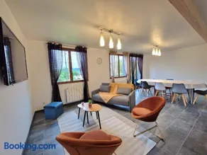 Gite au Doubs Chalet - Image 1