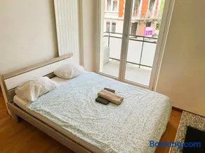 2 Room Center Zurich Flats with Balcony - Hilda - Image 4