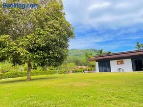 Spacious Private Villa Modern Style near beach - Image 3