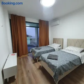 Apartments with sea view - Image 3