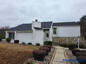 Walk to Augusta National with Pool, Housekeeper, and Utilities Included - Image 1