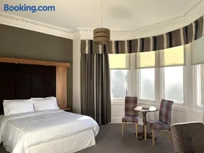 The Strathearn Hotel - Image 2
