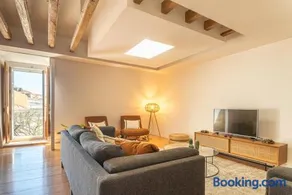 Downtown Seaview Apartment - Image 5