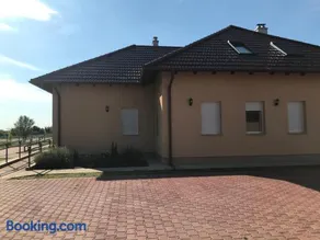 Bencsik Vendégház - Image 3