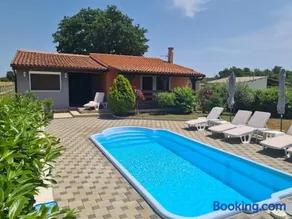 Romantic Villa Sejdić - Image 2