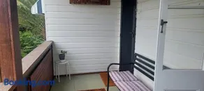 Kyogle's White House - 2 or 3 Bedrooms - Image 3