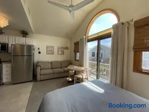 38 Piece Of Heaven Condo - Image 4