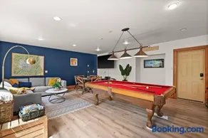 Rainier River Retreat - Image 5