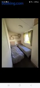 8 berth caravan Martello Beach Clacton - Image 3