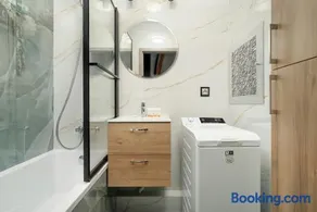 Stylish Two Bedroom Apartment with Parking Near Lake Malta in Poznań by Noclegi Renters - Image 3
