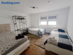 Appartamento con 2 camere da letto per 1 persona - Image 4