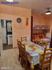 Appartement de plain pied , jardin et grande terrasse - Image 4