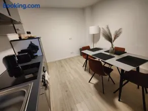 Bliss - 2 Schlafzimmer, Boho, Netflix, Arbeitsplatz - Image 2