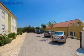 Apartments Gornje Starine - Image 4