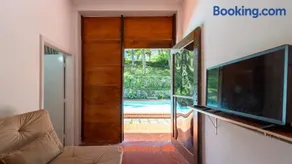 Sitio em Petropolis com Vista para Montanha - Image 1